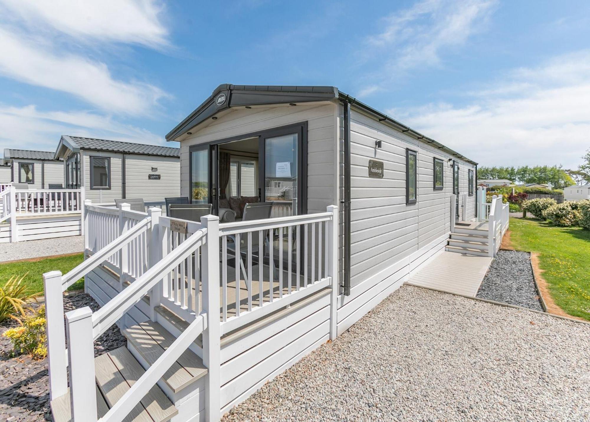 Looe Coastal Retreat Hotel Exterior photo